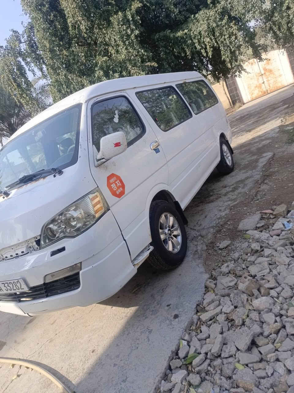 سلام عليكم جنبي اج وان 2014 مكفوله  بس بيه خسفه وره باب سلايت تخم  سياره جديده اخت زيرو سعر 85 وبيه مجال مكان سياره بغداد سلمان باك *********** اتصل وبيك خير وتدلل
