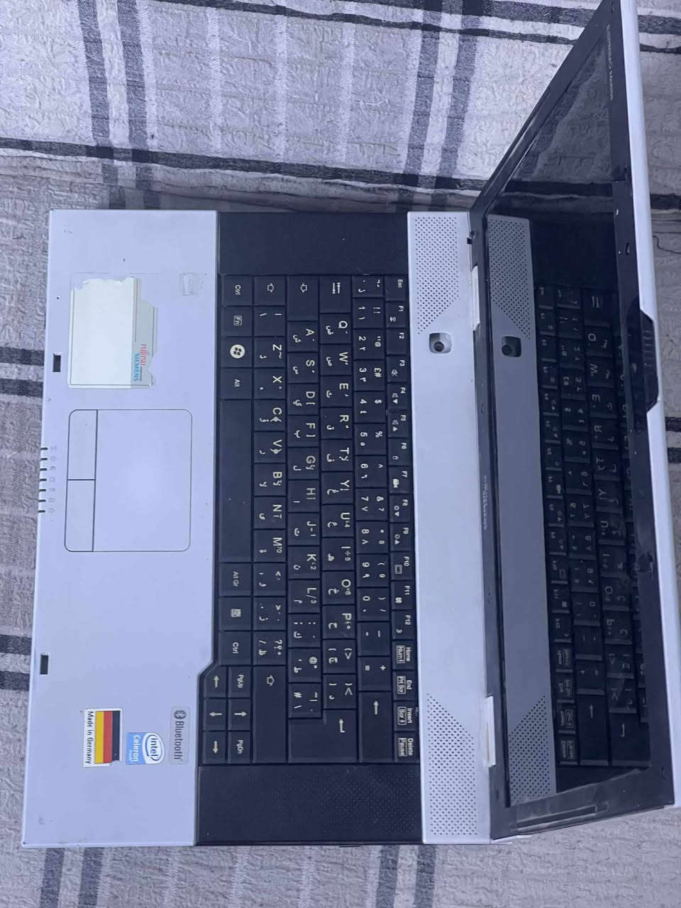 للبيع لابتوب تفيد فقط تصفح السعر 40 ويا التوصيل


**إذا كنت صاحب هذا الإعلان وتريد حذفه لأي سبب، رجاءا أرسل رسالة إلى الدعم الفني**