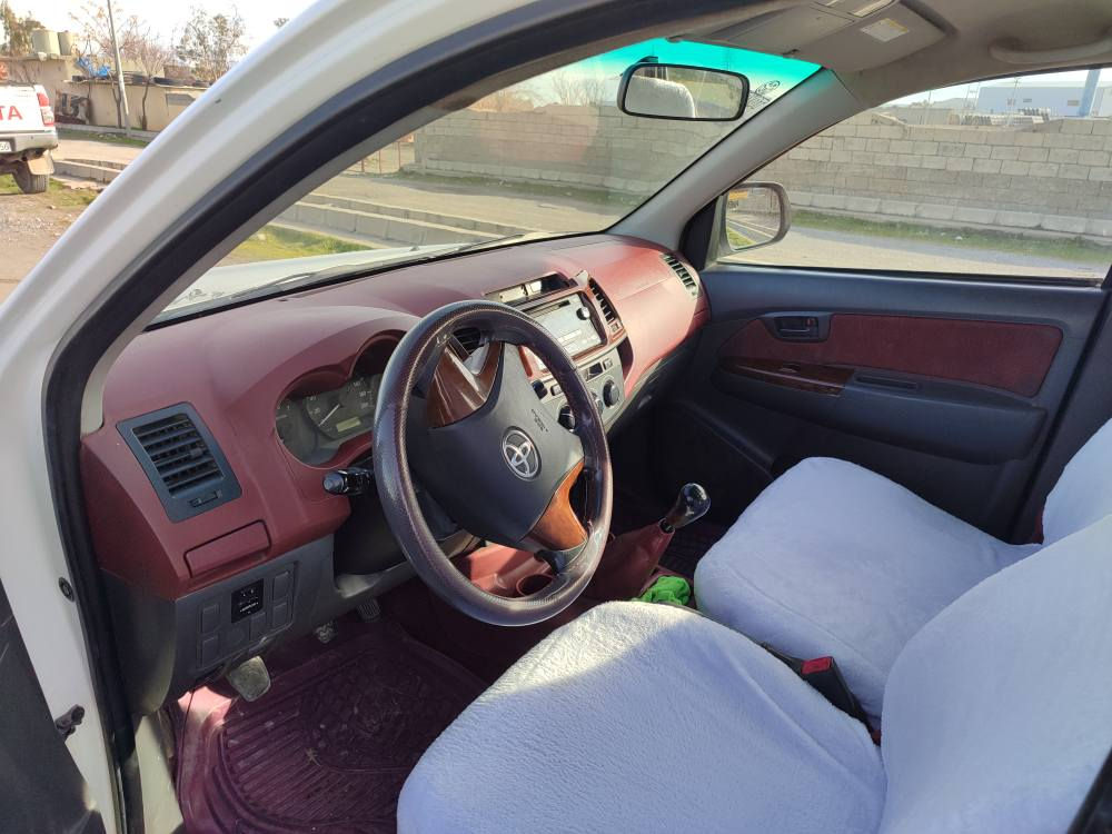 توێتا مەرزیە مۆدێل 2012 پارچە ڕەش بەناو خۆمانە سەنەوی نزیک ساڵێکی ماوە مەکینەو گێڕو تەبریدو ساردو گەرمی هەمووی بەشەرت سەیارەیەکی پاک و بێ عەیبە. ناو نیشان ڕانیە .. حاجیاوا

***********
*********** رانية, السليمانية
