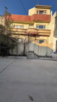 سليمانية • ٣ غرف • مقابل مركز الشرطة