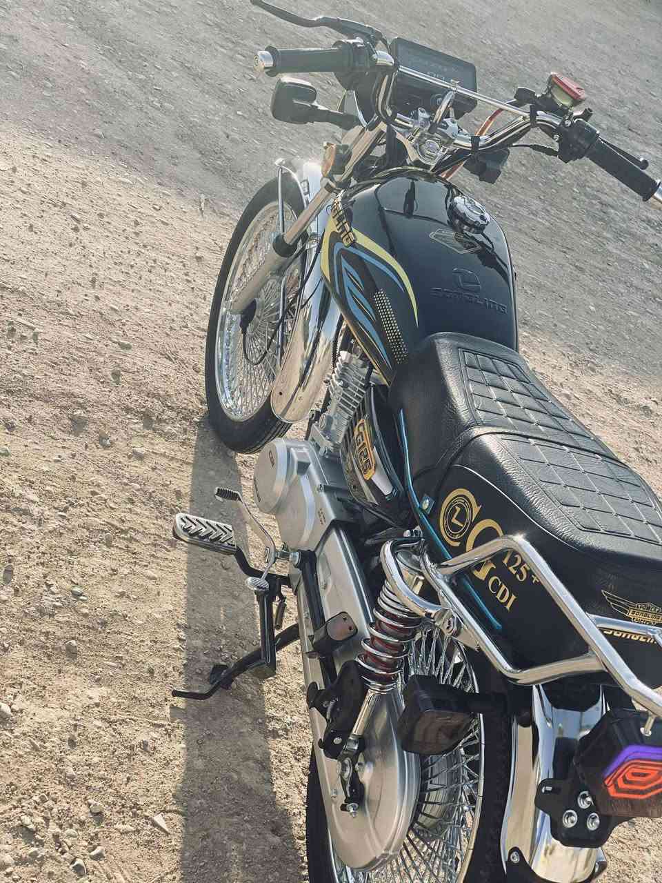 السلام عليكم
يوجد دراجه تايكر  للبيع موديل 2025 دراجه جديده اخت الزيرو ماشيه 5000 دراجه رزنه وحلوه مناقصها اي شي 
المكان / ديالى كاطون الرازي 
الرقم / ***********
