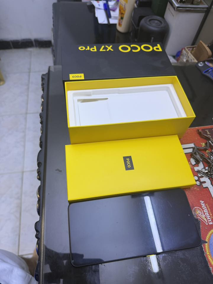 Poco x7 pro
ذاكره 256
ملحقاته كامله كارتونه + راس شحن ٩٠ واط
بي الكيبل بدلته هم اصلي
الجهاز نظيف بس شويه الشاشه شخوط بسيطه لان ما مخليله لزكه 
ببجي ١٢٠ فريم جهاز كلش حلو 
السعر 300


**إذا كنت صاحب هذا الإعلان وتريد حذفه لأي سبب، رجاءا أرسل رسالة إلى الدعم الفني**