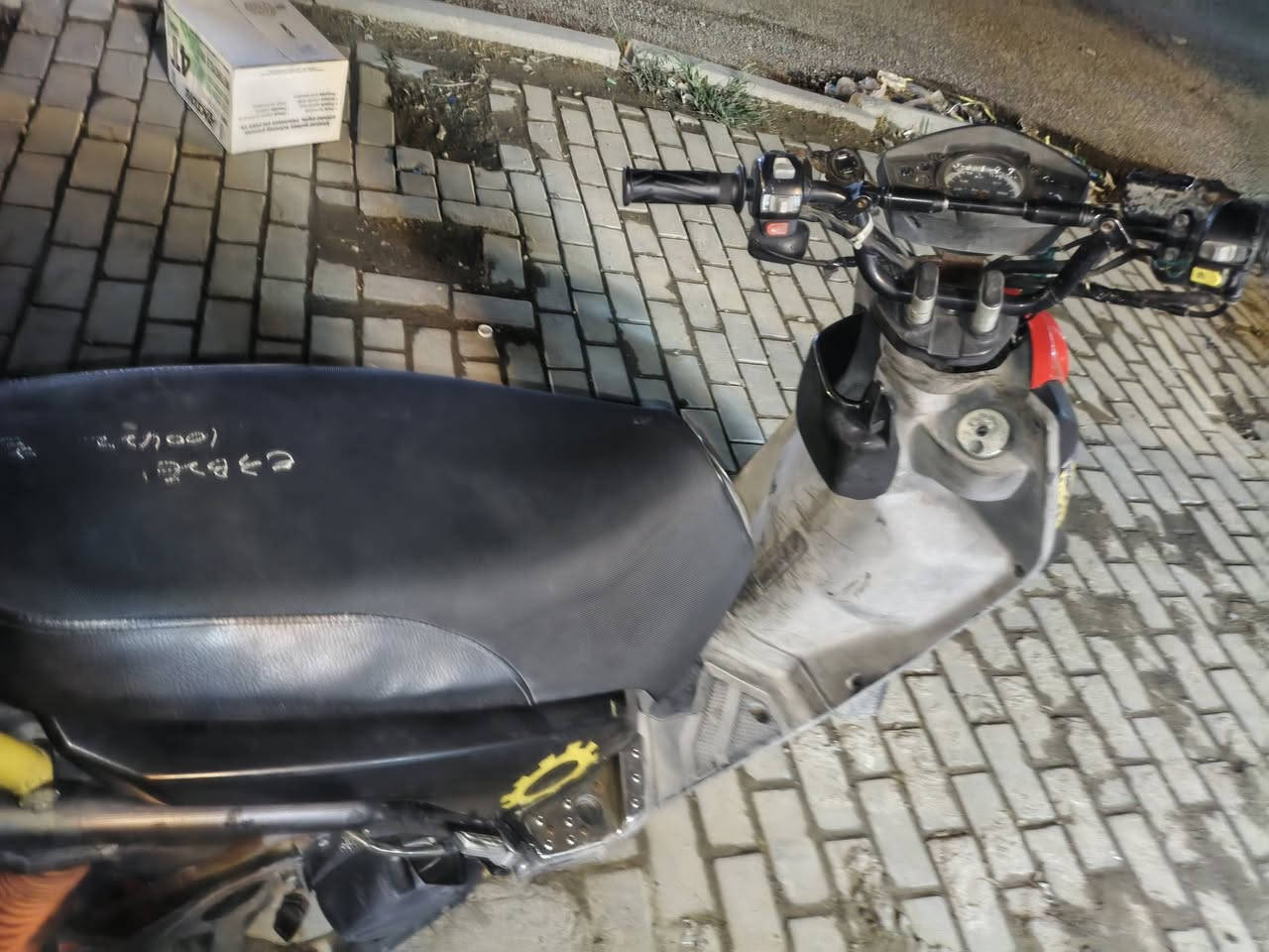سكنس جبلي وكاله مال رمبه جديده كلش ماشيه 24 مختمه كلها ملاح فول  شلعه معدل دراجه مال رمبه جيب الف فيتر وفحص مابيه اي نقص مكان بغداد سعر 1300 بيه مجال ***********
