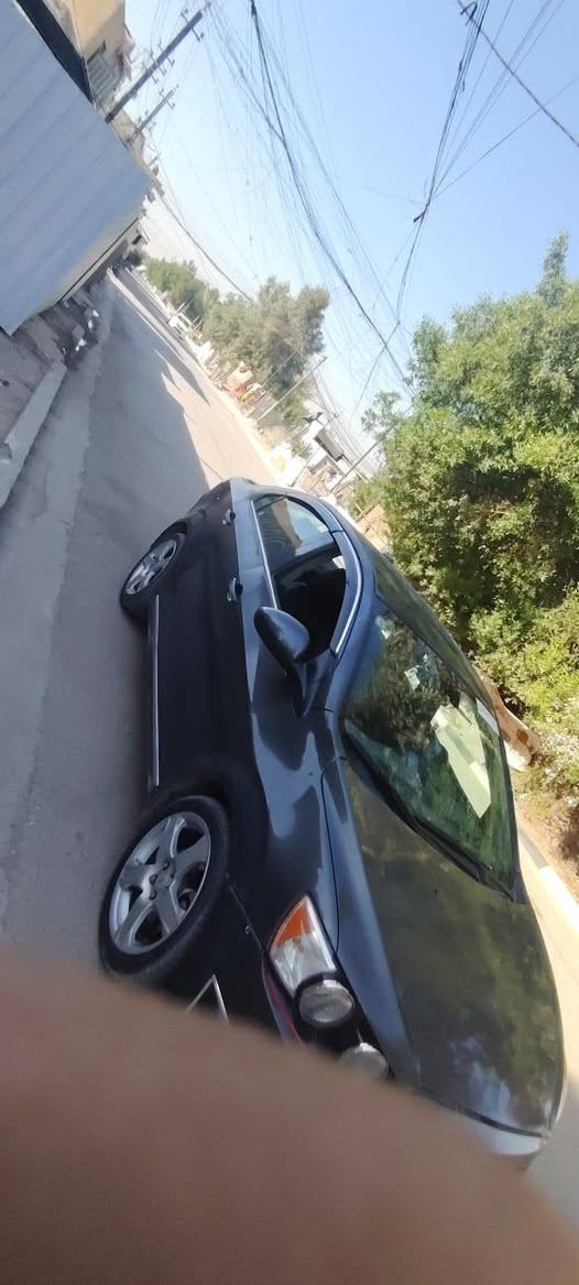 شوفرليت سونيك فئة الرياضي LTZ موديل 2013 مواصفات لايت ثلجي عالي ناصي تحكم مري تحكم ستيرن كامل كشنات جلد تدفئه السياره جدآ نضيفه وحلوه رقم جديد الدولي بغداد بأسمي السعر 70 وبيه مجال بسيط رقم الهاتف ***********
