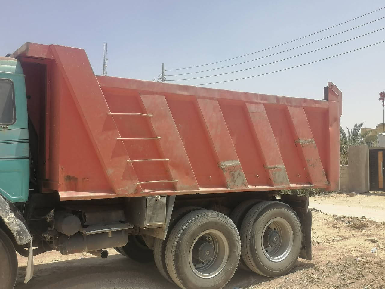 السلام عليكم للبيع بدي مايلر طول 5 ونج جديد السعر 32او بيه مجال المكان ناصريه للستفسار عل رقم  ***********
