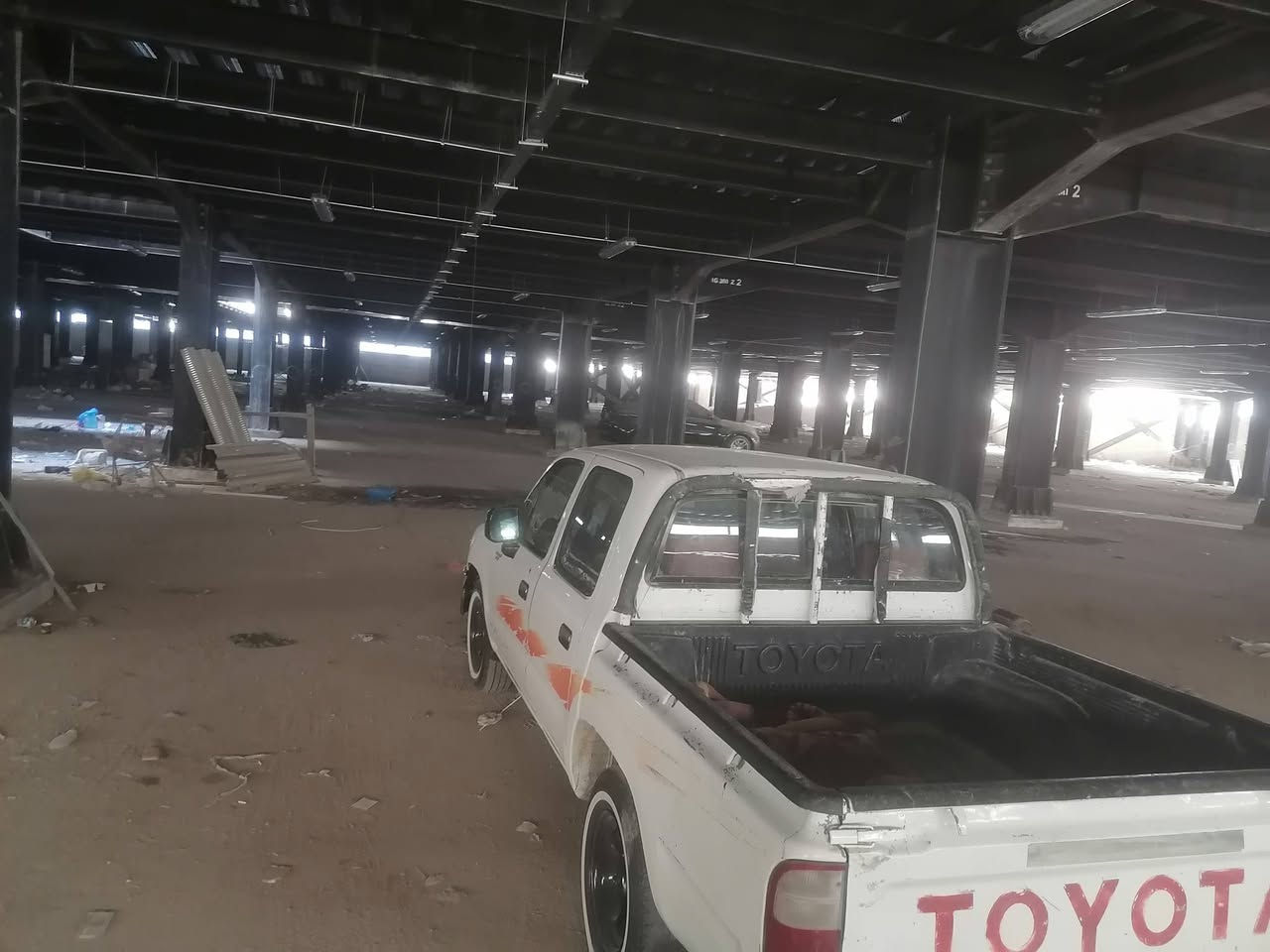 سلام عليكم
السلام عليكم 

للبيع جمره موديل 2004 مبدل بيها بنيد وجاملغ والبافي كفاله كير مكينه شاصي شرط طخم تاير ابو الخطه جديد كهربائيات كلها شغاله تبريد فان شغال رقم بصره اداور گبل بأسمك تستلم سنويه ولوحات بأسمك سعر 95 وبيها مجال مكان ناصريه ***********
