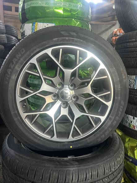 سلام عليكم شباب وصلت ويلات جيب حجم 20 نفق الشرطة مجمع العربة بغداد ***********
