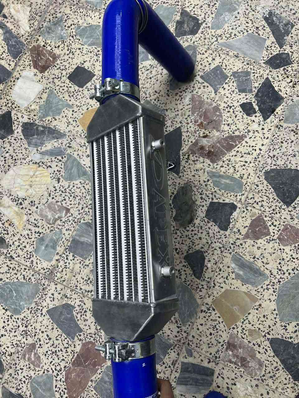 سلام عليكم للبيع انتر كولر حجم  50العرض الارتفاع 30 مكاني المنصور جديد شوفت عينك ماركه  Dapex . ***********
