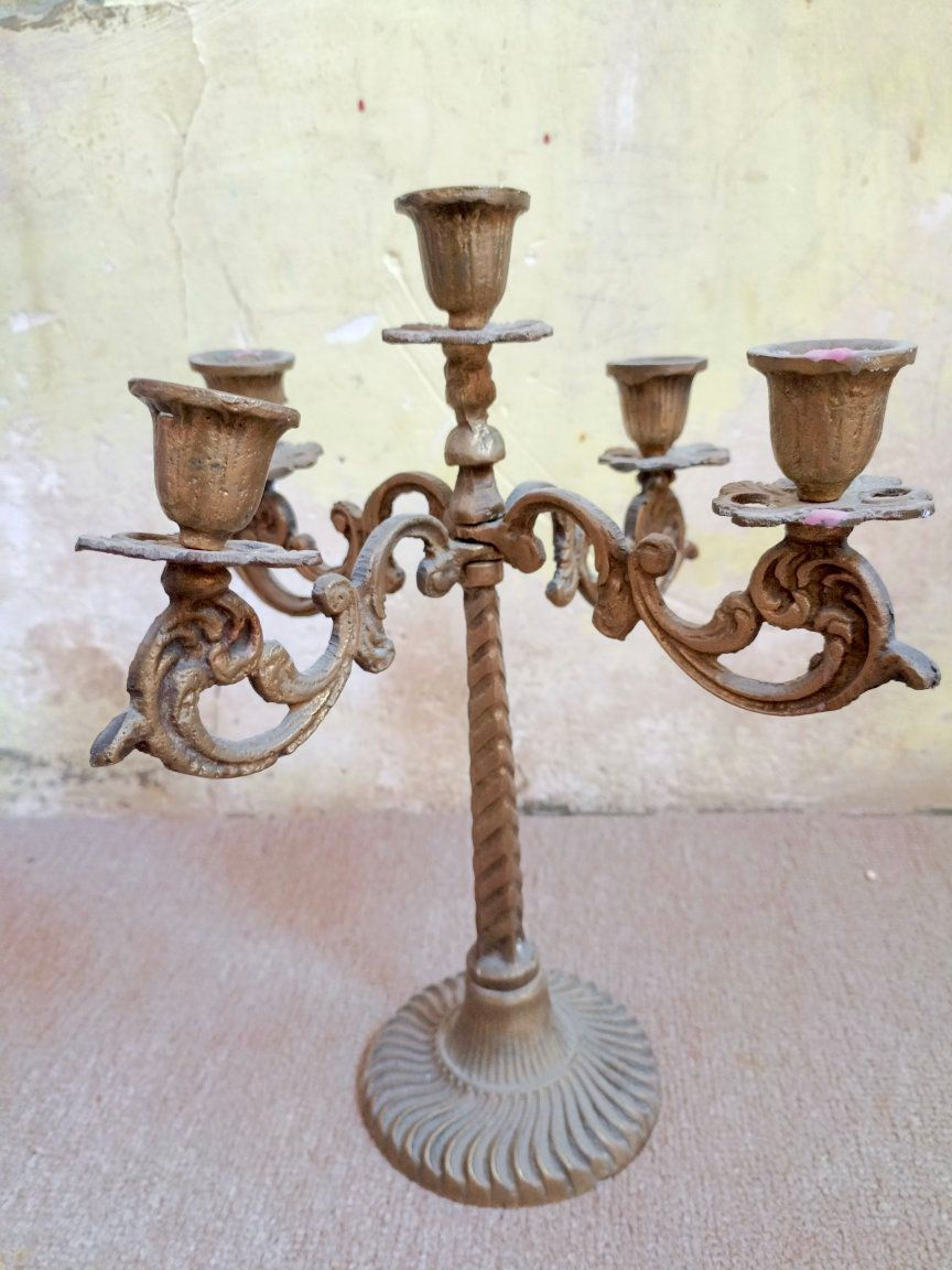 شمعدان نحاس اصفر السعر 40, الف القياس موضح بالصوره يوجد توصيل كافه المحافظات العراق


**إذا كنت صاحب هذا الإعلان وتريد حذفه لأي سبب، رجاءا أرسل رسالة إلى الدعم الفني**