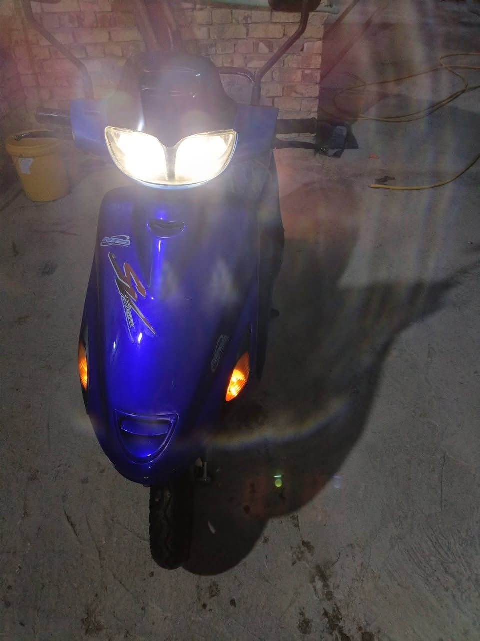 سلام عليكم اخوان دراجه فراشه لبيع كلشي مابيه نكرت سلف هندر شغال ضفيره جديدة كلشي جديد كيج بانزين شغال كيج كيلو متر اشاير معدل وشلعه بيه راجه كدامك بصور خير من الله ناعمه ومستعجل على بيعته مال جناي 475بيه مجال حكك جيه ‏‪***********‬‏
