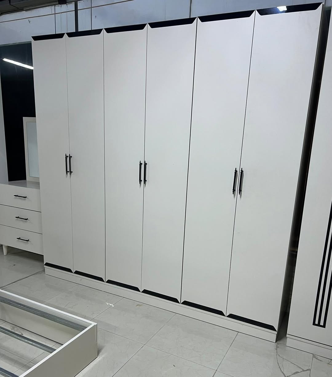 "البساطة هي قمة الفخامة. ✨ #ديكور_مودرن #غرفة_نوم
غرفه نوم تركي 🇹🇷بسعر مغري جداً السعر🌹 490 🌷ألف
ولدينا نظام الاقساط للموظفين👨‍💼 والمتقاعدين والمنتسبين 👮لدي حامل ماستر كارت وتابع مصرف الرافدين
عنوان/كركوك سائدين بنجاعلي قرب الملعب الشورجه الأولمبي 
0770 911 9095👨‍🏫0751 887 4550
