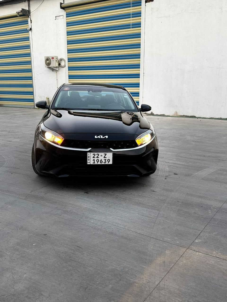 كيا فورتي 2024 وارد امريكي 🇺🇸ضرر واضح
باب مبدل وصبغ  جاملغ
محرك كير كلشي كفاله
(برده طاك )
 
(( ابيع على الفحص وين يعجبك افحص 👍))
رقم (أربيل ) جديد هزه فحص سنويه جديده

محرك 2000 Doch دوش
ماشيه ١٦ ميل 
رادارات جانبيه تحديد النقطه العمياء ⚠️
رادار خلفي تنبيه عند الرجوع‼️
رادار امامي ❗️❌
تحديد مسار/ سياقه ذاتيه 
اوتو بريك /توقف ذاتي عند الاقتراب ⛔️
اشاره بل مرايه 💡
كامره دوراه 📷
شاشه كبيره تدعم 📲Android Auto/car play
خرائط Gps 📌
فول تحكمات ستيرن 
3 انظمة قياده Sport/Normal/Smart
كروز مثبت سرعه 
ويل كب كروم 
حساس اطارات 
شاشة ظبط واعطال بل دشبول 
منافذ Usp/ Aux/ 12V
4 دسك/ مانع انزلاق/Abs
السياره جديده وجاهزه بدون اي نقص للبيع رايدها (160) العنوان بغداد/الكاظميه/شكرا اتصال هذا رقمي ***********متوفر واتس اب/محمد
