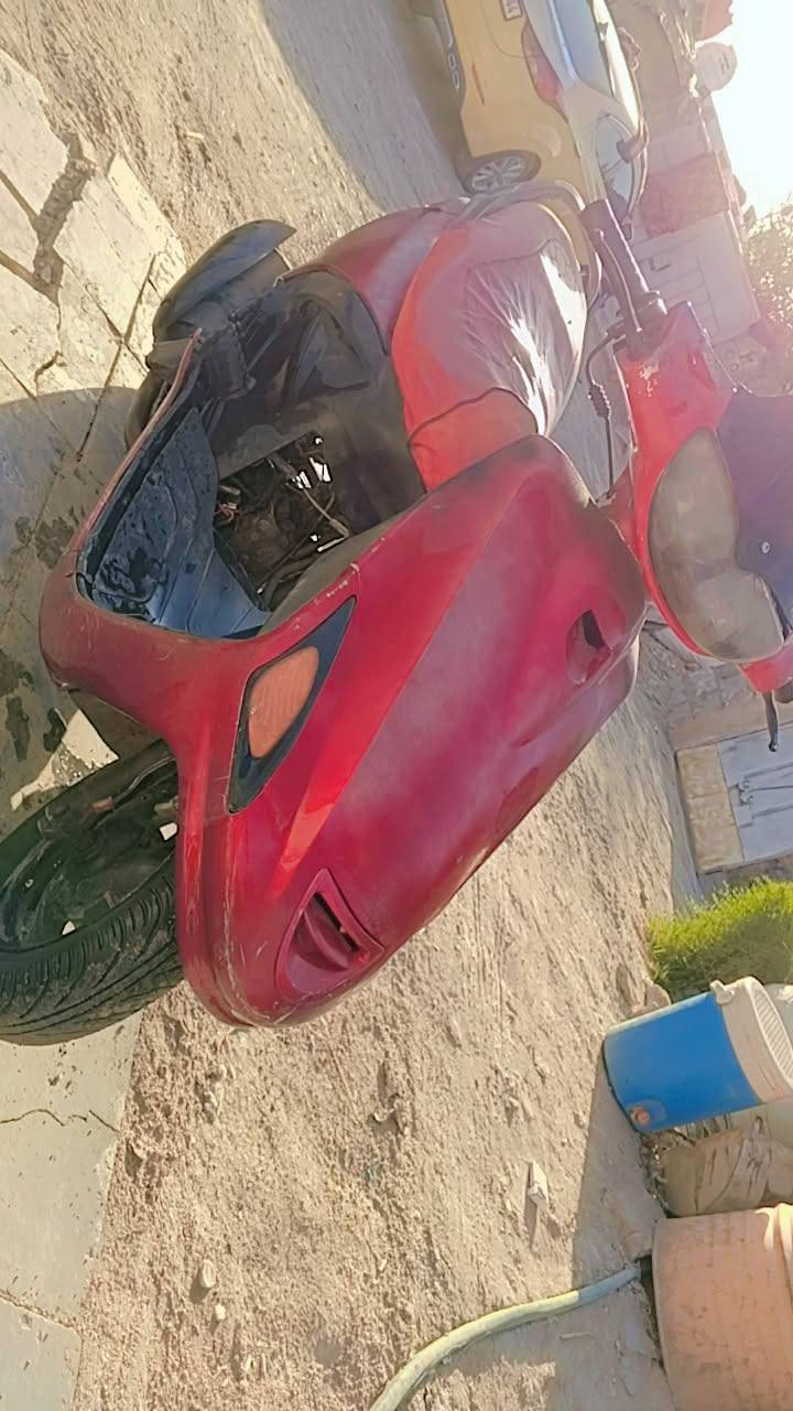 السلام عليكم دراجه فراشه للبيع قائمه صار لها شهر ما تشتغل مثل ما تشوف الصوره نظيفه فقط بس تجفتها والشراي يجي خاص سعر خاص***********
