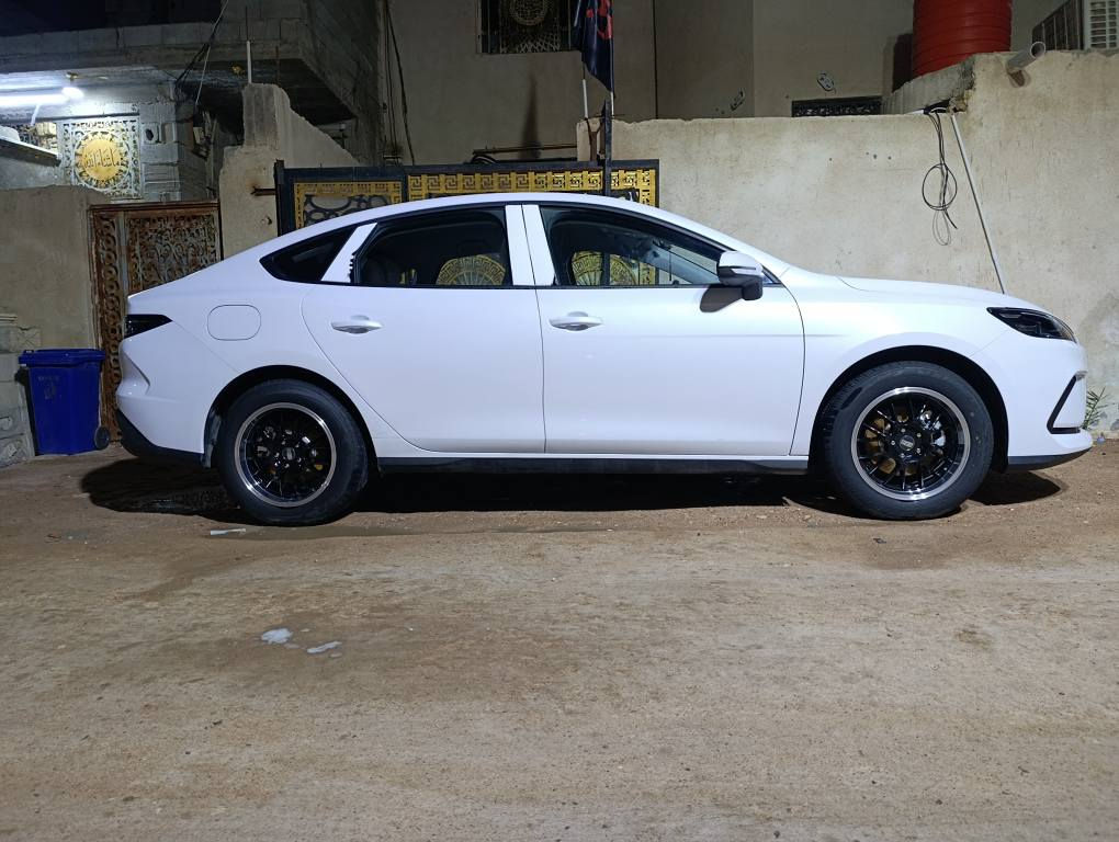 سياره BYDسيل5
السياره ماماشيه 10 الاف بس 
مامتعوبه ويلها رياضي مطلع شكلها حلو 
سعرها 120 البصرة, العراق


**إذا كنت صاحب هذا الإعلان وتريد حذفه لأي سبب، رجاءا أرسل رسالة إلى الدعم الفني**