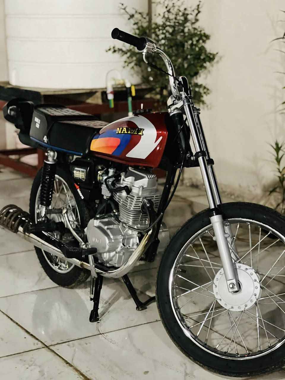 للبيع درجه نامه رقم وسنويه 2012 مو بسمي راعي سنويه مكانه ابو خصيب عندي رقمه سعر مليوان و250 وبيه مجال لشراي مكاني لبصره قضاء المدينه  ***********
