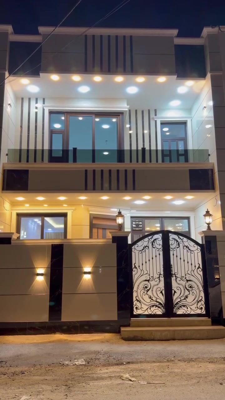دار لبيع الدورة البعيثة مجمع السلطان لاول 
100م واجهة 6 وربع نزال 16 طابقين 3 نوم +مطبخ+ صالة + خدمات 2 + حولي + منور 
السعر ع الخاص
***********
مكتب الطائي
