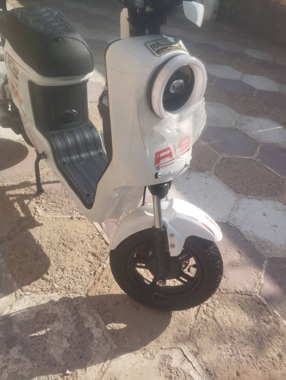 ار 9 مستخدمه شهر 500
***********
