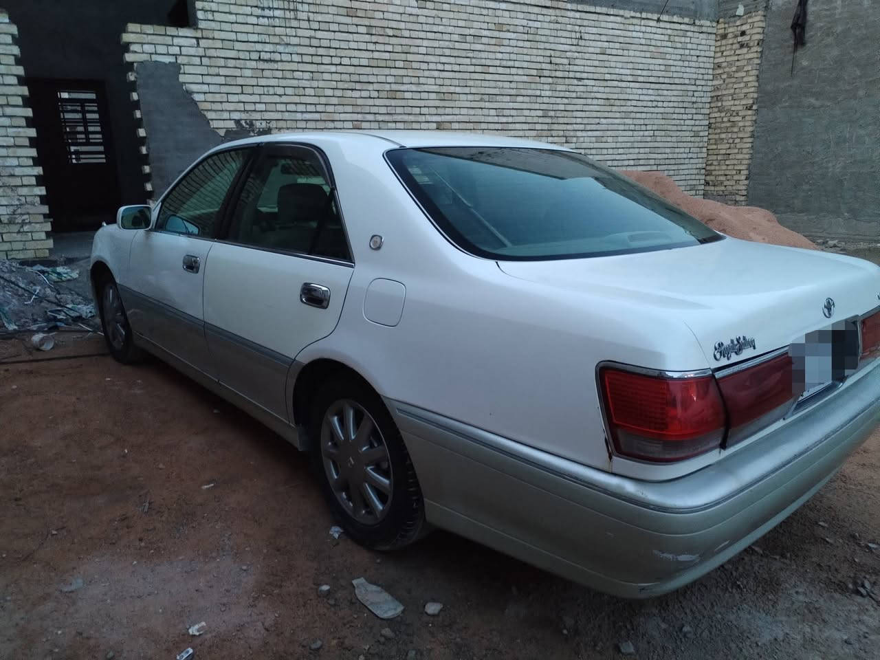 السلام عليكم تويوتا ملكة ادوات مكفوله من الكص 3 دكم ديفور الجبير شاصي 75 فول عدة الفتحة كشنات جلد جاهزة من كولشي تبريد ثلج مال جناي بدون لوحات مكاني نجف السعر 55 بيه مجال بيع مراوس اتصال واتساب ***********
