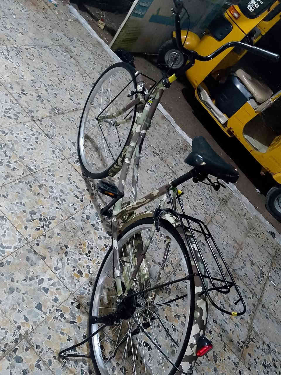 للبيع السعر خاص العنوان ميسان العماره ابو رمانه الاتصال على الرقم ***********
