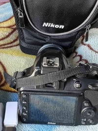 Nikon 3300 • جديدة • فلاش