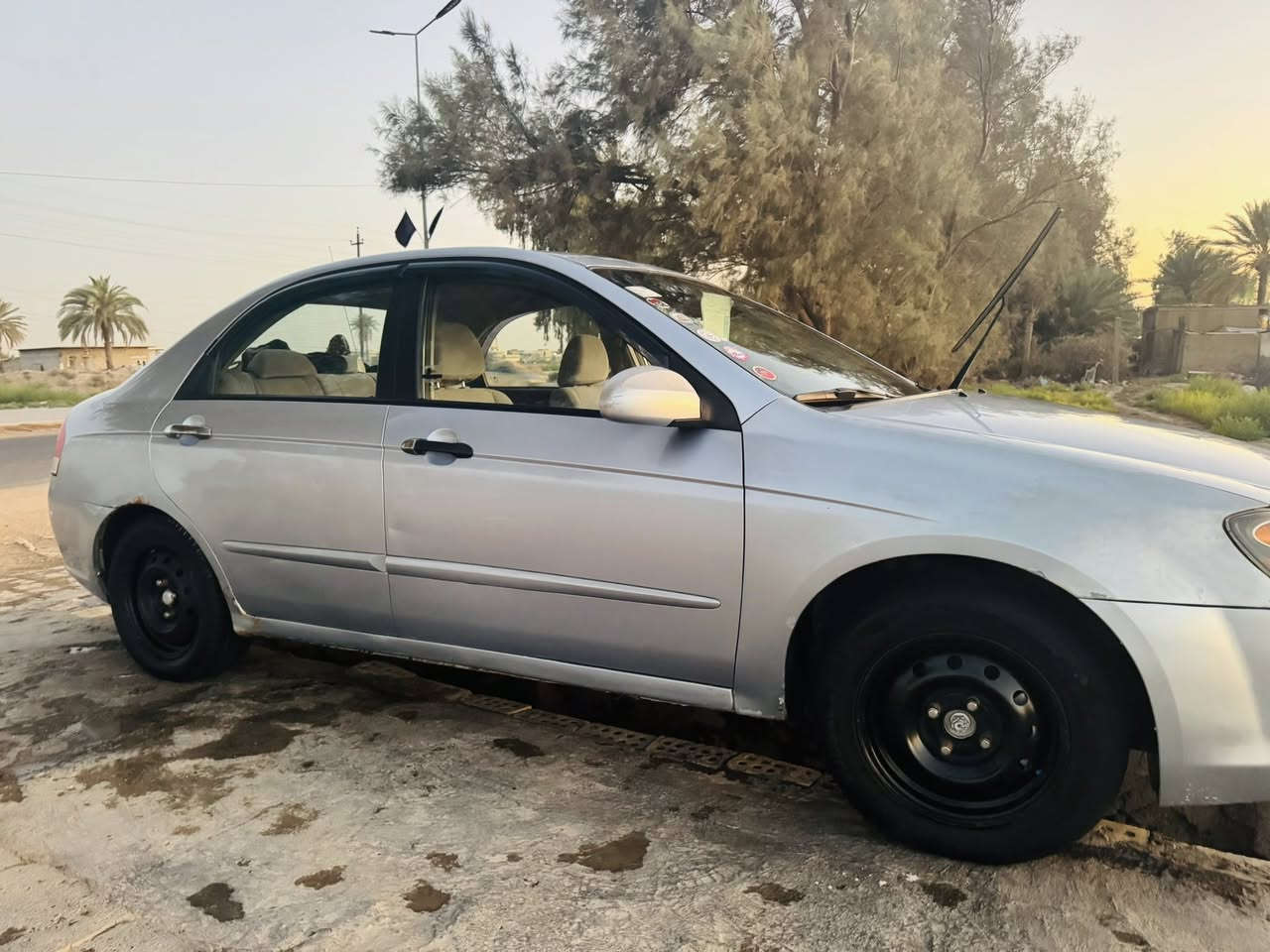 سبكترا موديل 2008 محرك 2000
رقم بابل انكليزي  ب اسمي محرك كير خير من الله

تبريد  فول كهربائيات كلها شغاله مابيها اي نقص جاهزه من كلشي 

السياره وارد امريكي بيها فقط جمالغ الامامي مال العبري مبدل قطعه اصليه بدون دواخل 

سياره مابيها قطرة صبغ  ولا تبديل عدى المذكور كلها ليبل واحد 
 بيها جراد بسيط ب اماكن  بسيطه مو كلها جارده 

📍بابل - الاسكندريه 

***********
