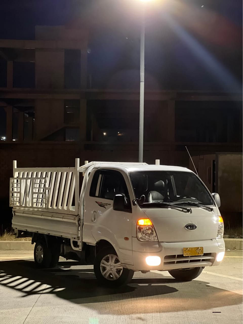 KIA BINGO 2010

کیا بینگۆ ٣٠٠٠ کارەبای گێڕ تۆماتیک (بڕاوە)  سەنەوی کارتۆنی لەگەڵدایە کێشەی مەفرەزەت نیە  گێڕ مەکینە بەشەرت سەیارەکە زۆر جوان و بێ مەسروفە  سەیارەکە لەبن ئیشە کامل مەسرەف کراوە کارەبای و تەبرید و برێک بە شەرتە جەمجەیەکی توندو تۆڵی لەگەڵە سەیارەکە لە وێنەکان زۆر جوانترە سعری ٥٥ گەڵاو معامەلەیەکی کەم 
ڕەقەم تەلەفۆن *********** رانية, السليمانية
