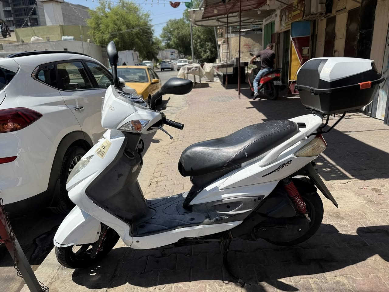 سلام عليكم
سكنس فحل للبيع كفاله عامه مال رمبه اذا لكيت برغي مفتوح ترجع ياباني قبغ نفخ ستاند حساس 
العنوان الوزيريه 
الرقم***********
