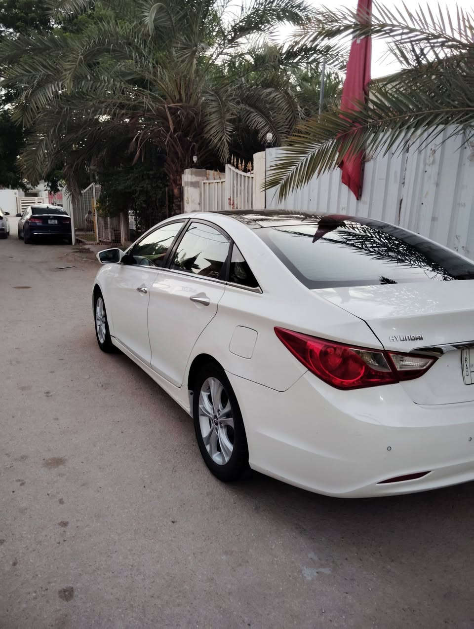 سوناتا خليجي موديل 2011 رقم بغداد الماني تحويل مباشر السياره بيها جاملغ امامي مبدل اصلي وبيها باب الصدر فقط 
صبغ وبيها شبرين بارد بالدور الخلفي بدون ضربه قويه شواصي لغود مكفوله السياره جاهزه .....
گير محرك تبريد ثلچ🥶 حداديه تمام نصبتها وترايها حلو 
محرك 2400 💢 تحكمات صوبين 💢 بانوراما 💢  حساس خلفي
السعر المطلوب ((  98  $ )) بيها مجال بسيط للشراي 
للاستفسار الاتصال على الرقم ***********
مكاني نجف دور الهنديه -  ترهم مراوس حسب القناعه
