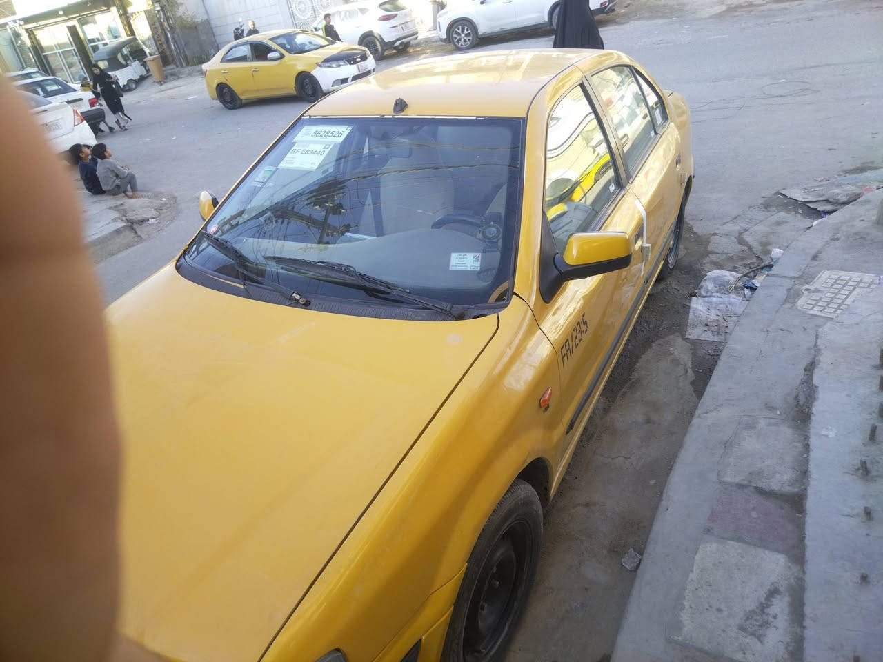 سلام عليكم عندي سمند 2010كير ومكينة مكفول تبريد شغال حدادية جديد امامي وخلفي كلة جديد شاشة 
بسمي مكاني بغداد حي اور ام الكبر والغزلان *********** سعر 33وبيها مجال بسيط
