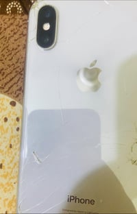 آيفون X • ٦٤ جيجا • شاشة وظهر مفطور