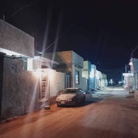 دار للبيع • ٩٠م • شارع المطار القديم