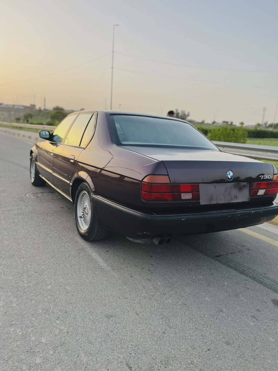 بي ام موديل 730 موديل 1993
كاملة فول مواصفات
تدفئة تبريد
محرك كير شرط
كشنات جلد غرفة كاملة بلون ابيض
اكسن قفل
بردات كهرب فتحة سقف
رقم بغداد الاماني
السعر 62 وبيها مجال 
السيارة مو ناقصها كلشي
مكان السيارة موصل 
للاستفسار الاتصال
***********
***********
