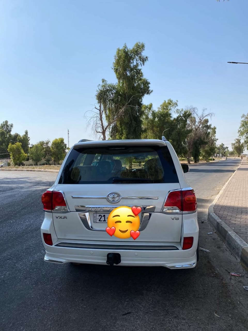 📍 الموقع: كركوك

لاندكروزر 2013 فئة VXR
مكينة V8 ثمانية سلندر 4600 سي سي (اعتيادي)
مواصفات فل كامل (مواصفات لكزز) ما عدا الدبل الكهربائي

السيارة بحالة جيدة جداً 👍
بيها ضرر خفيف مكان صغير (تعديل بارد) +تعديل كارت صغير 
💰 السعر: 425 قابل للتفاوض

📞 للتواصل: ***********

⸻
