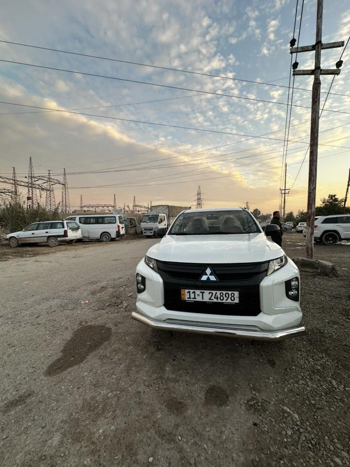 آللهم صلي على محمد وال محمد
بيكب متسوبيشي l200
موديل 2023 للبيع

مكفولة عدا بارد جدا قليل بل باب البودي

ماشية ٢٥km فقط

العدة والسبير ما نازلات

كلشي بيها بلادي

هوك خلفي دعاميات 

بروجكتر بل دعاميه

رقم بغداد الجديد بأسمي

السيارة نظيفة جدا

السعر الاتصال على الأرقام 

***********

***********
