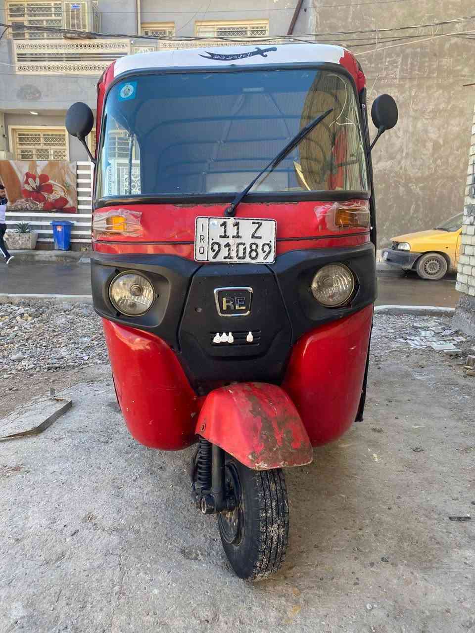 تكتك موديل 17رقم او سنويه تكتك جاهزه مكينته بجيس جديده تكتك تخم تايرات ضفيره جديده كله شغاله الكهربائيات شرط نكره تراي يخبل  او رقم وسنويه تكتك تخبل ما بيه نقص المكان( بغداد شهداء البياع ).            (السعر4100)وبيه مجال للشراي تصل وتدلل***********
