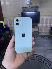 ايفون 12عادي  ذاكرة١٢٨ الجهاز وتر بروف ميعبر مشكلة خلوي يعني تخطي سيمك...