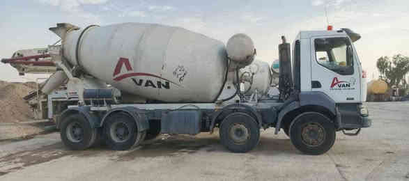 البیع رینو میکسر  مودل 2004بەم و نوزل 10مکاعب عکرب ***********
