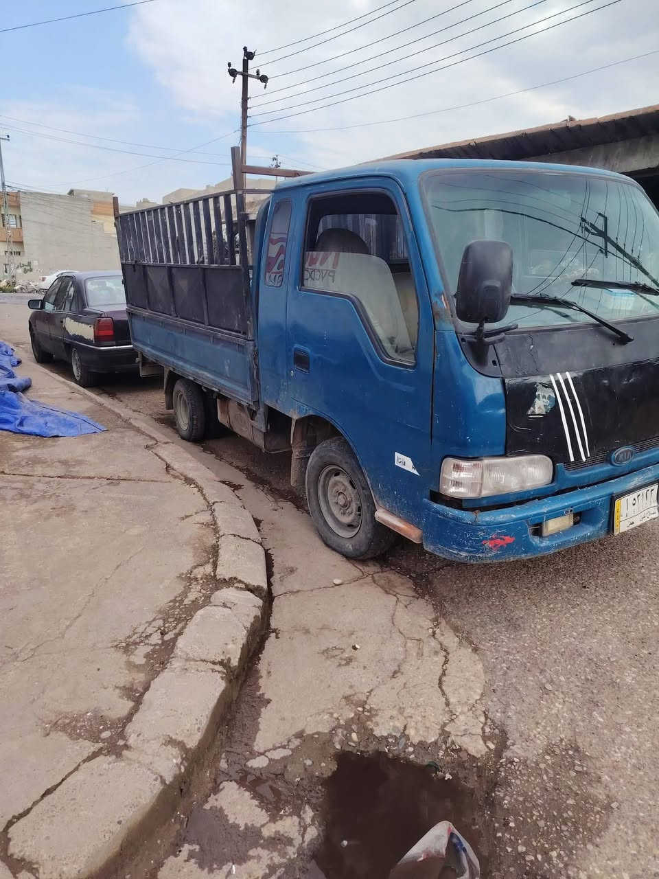 ‏السلام عليكم :كيا موديل 98 شغاله مايعوزها شي شرط التحويل رقم الماني السعر 55 وبيها مجال شي بسيط اخوان اني مو صاحب السياره  مجرد ناشرها الاتصال على هذا الرقم صاحب السياره سلام ابو عبد  ‪***********‬
