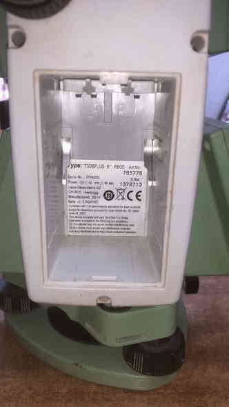 Total station lica ts06 plus
5”
R500
مستعمل نظيف جدا
مع كامل ملحقاته 
وبسعر مناسب جدا
للتواصل ***********
