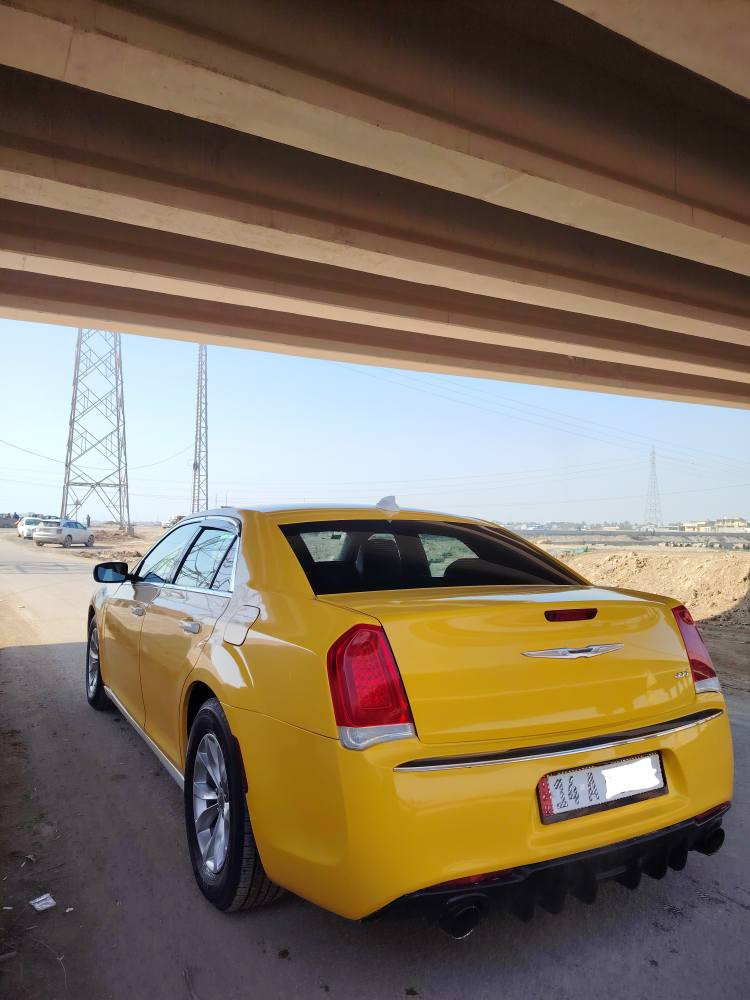 السلام عليكم للبيع كلايسلر اوباما تسجيل جديد صارلهة شهر رقم بصرة لسيارة مكينه 6سلندر  وكير كفاله حداديه تواير جدد تبريد كشنات جلد حادث أمريكا باب لعبري مبدل لسيارة جاهزة ملاحظه بدون لاخط ولا منظومه غاز ومامشتغله خط موديل 22 أصل 16 السعر 180 وبيهة مجال المكان البصرة للستفسار *********** البصرة, العراق
