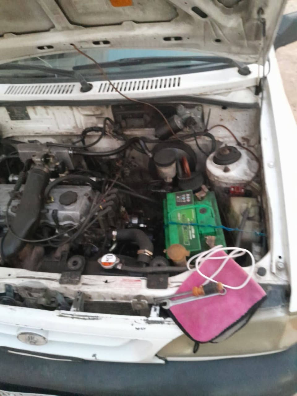 سلام عليكم  سايبه للبيع خصوصي 2012 سياره حلوه وجاهزه لاخياس ولا ضربه تجي تفحص وين مايعجبك  بيها بس شغله وحده سنويتها ضايعه بيها كتاب مرور رسمي ثاني يوم يداولك المالك موجود مكاني نجف شارع المطار السعر 32 وبيها مجلل
الله شاهد سياره حلوه بمعنه الكلمه وهاذا رقم التليفون صاحبها ***********
