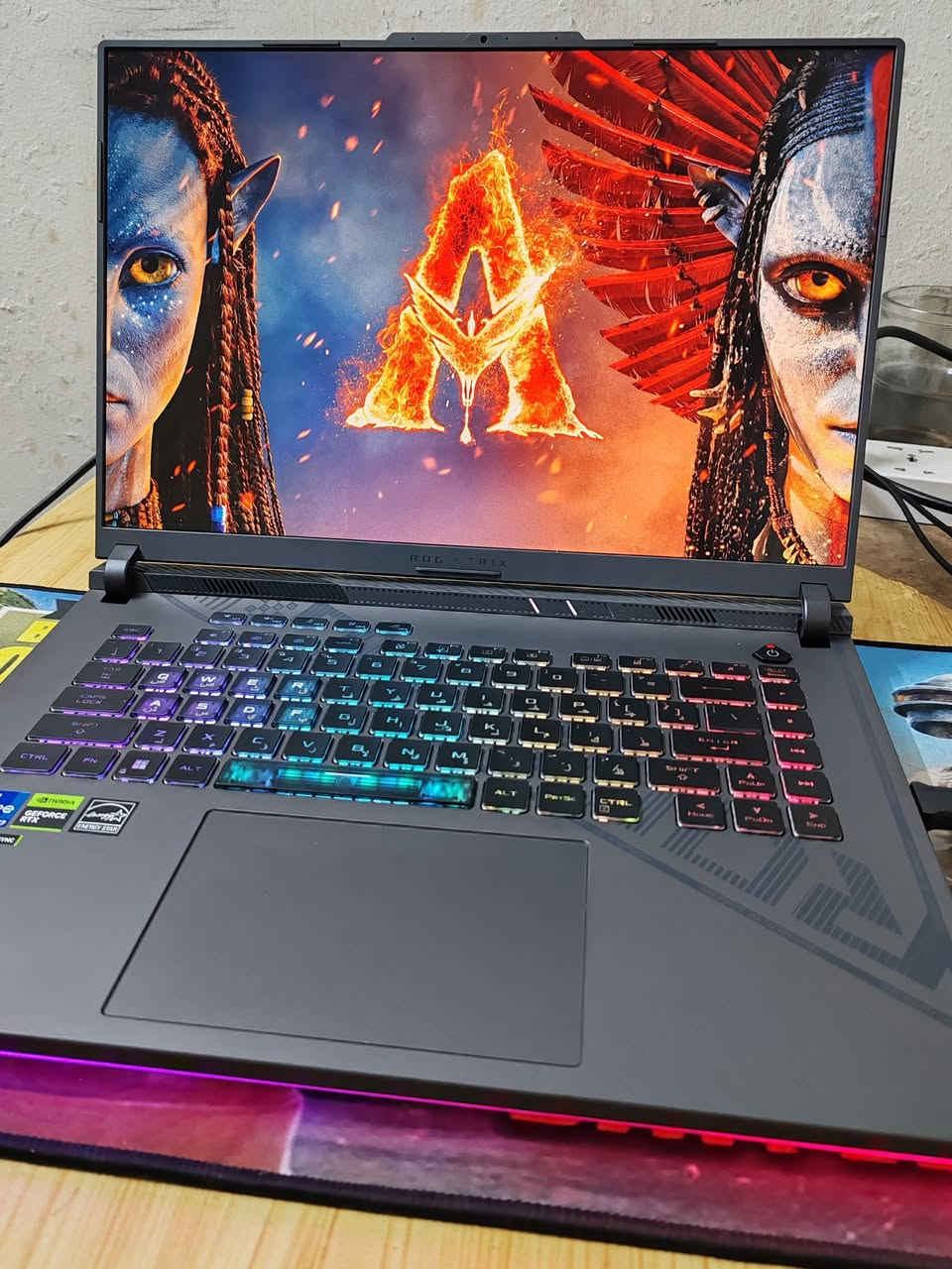 السلام عليكم
ASUS ROG STRIX G16 G614JV
مستخدم قليل مكفول من الشخط الواحد
المواصفات:
كارت الشاشة: NVIDIA GeForce RTX 4060 8GB GDDR6 (140W Max TGP, MUX Switch + Advanced Optimus)
المعالج: Intel Core i7-13650HX (14 cores, 20 threads
دقة الشاشة وحجمها: 16-inch, WUXGA (1920x 1200) IPS-level, 165Hz, 7ms response time, 100% sRGB.
الرامات: 16GB DDR5 (2x8GB) RAM
التخزين: 512GB PCle Gen 4.0 NVMe SSD
كامل ملحقات والكارتونة مع وجود وصل الشراء
السعر 1.500.000 / مليون ونصف
مكاني بغداد الصليخ


**إذا كنت صاحب هذا الإعلان وتريد حذفه لأي سبب، رجاءا أرسل رسالة إلى الدعم الفني**