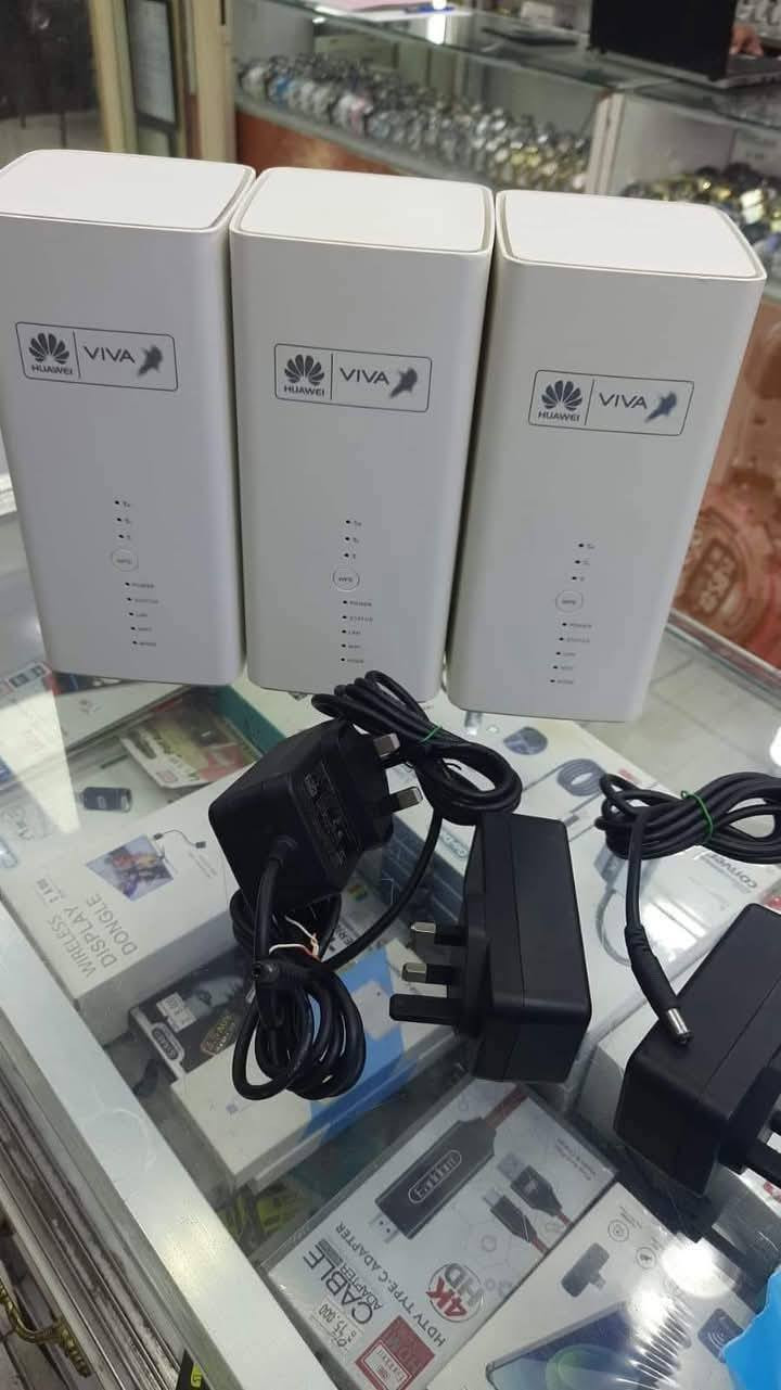 السلام عليكم زبائنا الكرام
تم وصول وجبه من راوترات الفورجي بضمان فحص شهر مايعجبك تبدله بنوع ثاني 
هواوي b618 السعر 80
هواوي 818 السعر 110
نتكير m1 السعر 80
نتكير m2 السعر 115
 مودم ZTE 5002 السعر 200 فايف جي 
وانواع اخرى للتواصل السريع راسلني واتساب 
***********
