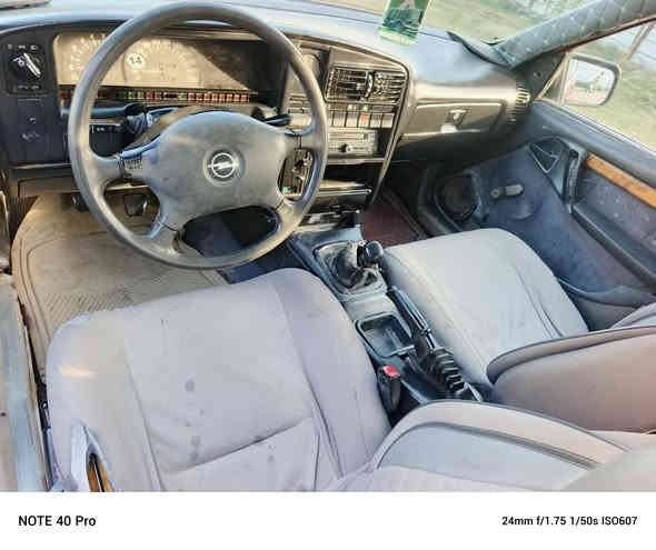 اوبل البيع موديل ٩٢ كير عادي محرك ٢٠٠٠ سيارة جاهزه كير محرك صدر تخم تاير كهربائيات تراي كله تمام سعر سيارة ٢٩ بيه مجال لشراي عنوان الرمادي ***********
