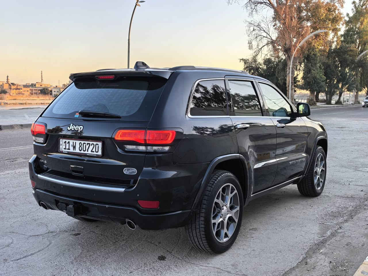 سلام عليكم
عيدكم مبارك وكل عام وانتم بخير
للبيع جيب 2020 اوفرلاند وارد امريكي
محرك 3600 سته سلندر كير 8 نمر 
ماشيه توهه 35000 الف قابل للزياده 
فول للاخير بصمه تشغيل دشبول جلد وخياط 
جلد كراسي كهرباء تدفئة وتبريد وكراسي خلفيه تدفئة
بانوراما جنطه كهرباء شاشه جبيره كار بلي
سستم صوت الباين 12 سماعه دمام خلفي 
فورويل جكات 3 طكات تصعد وتنزل ماوس تحكم   كامره حساس خلفي اوتو بريك خلفي رادار بالمري مري شفط 3 مرايات تعتيم تلقائي وهيتر  لايتات زنون هوكات نيكل
هوك خلفي  امامي سياره مابيه اي نقص حادث قبق جنطه مبدل بلادي نفس اللون وبيه بارد بالجاملغ الخلفي بدون صبغ بدون ايرباك بيه تعديل بالحوض مكان الحادث  تخم تاير جديد رقم وهزه جديد مكاني بغداد للاتصال *********** اخوان سعر خاص او تفضل واتس اب
اذا تعجبك اترك كلمة طيبه سياره حلوة وجاهزه ومابيه نقص معروفه خواته بيش ومعروف الخليجي بيش
