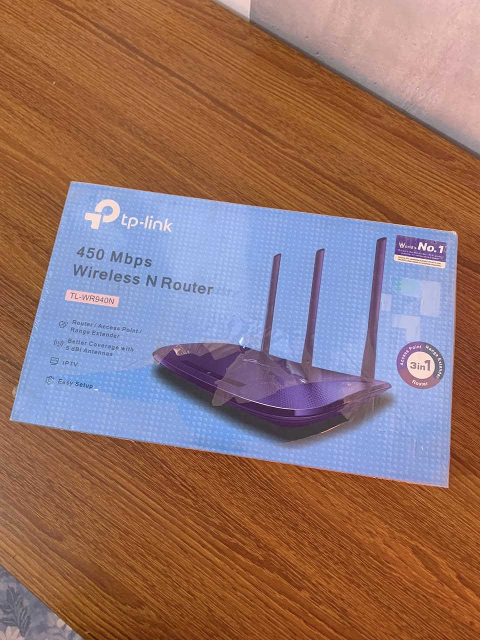 اسلام عليكم 
راوترات العدد 4 
ابو اربع فيش ب25 الف  
ابو 3 فيش ب20 الف 
توصيل موجود 5000 هـ***********
