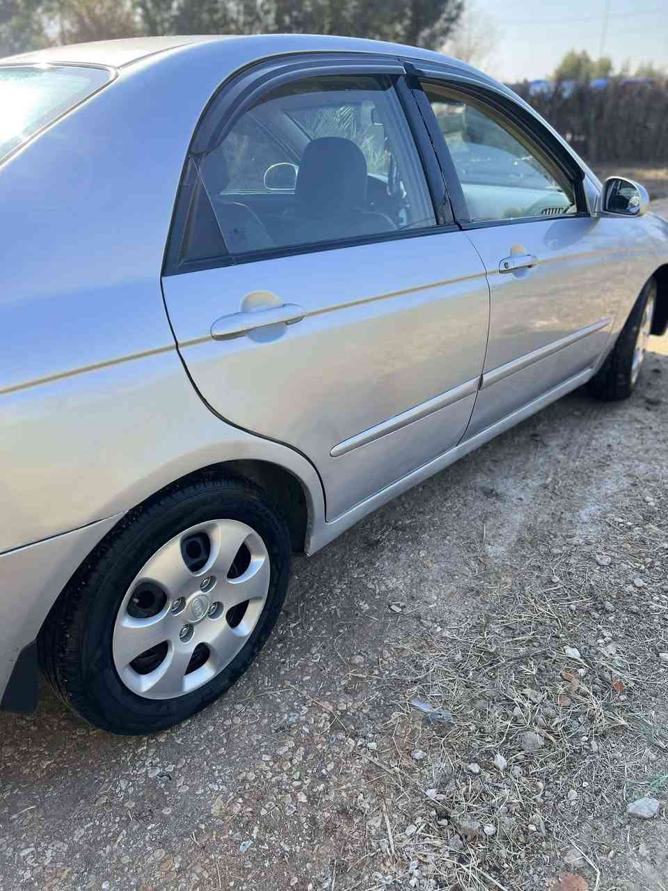 سلام عليكم سياره سبكتره لبيع سياره خير من لله مال جناي سياره كير جديد باتري جديد تايرات جديده صبغ حزام سعر 80 وبيها مجال موديل 2006 
***********
