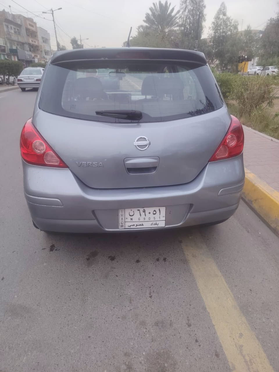 السلام عليكم فيرسا 2009 مكينه ال 2000 مصبوغه حزام مكينه كير تبريد تتفئه صدر  تخم تاير تحويل ثاني يوم خير من الله شاشه كامره مكاني بغداد الحريه  السعر 63 وبيها مجال 
***********
