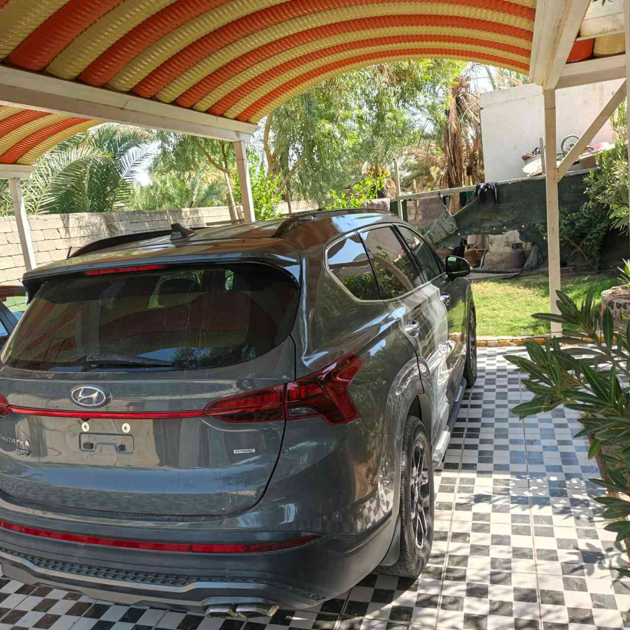 سلام عليكم لبيع سنتافيه مديل 23 ماشيه 24 سياره فول ما عده افتحه سياره وارد امريكي رسني دزلك صور لحادث سياره بدون رقم مكان ناصريه مركز سعر 180 وبيه مجال رقم الهاتف ***********
