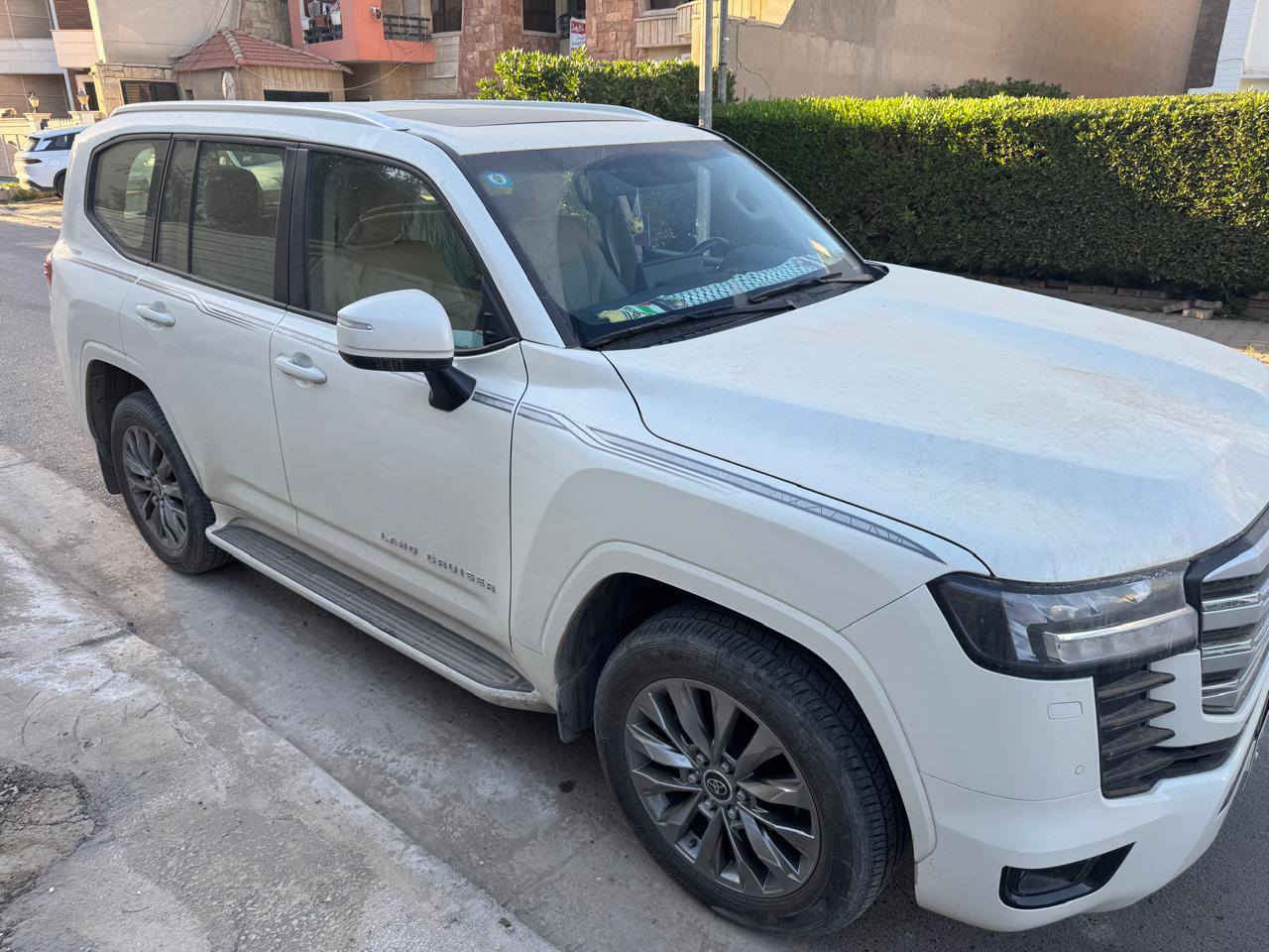 السلام عليكم للبيع غو مراوس بسيارة اقل 

تويوتا لاندكروزر GXR موديل 2023 

سيارة جديده ماشيه 19 الف 

مكفوله من الحادث والصبغ 

ثلاث شاشات بلادي 

رقم بغداد 

السعر 75000 دولار سبع شدات ونص 

باقي تفاصيل الGXR 

للاستفسار الاتصال فقط : *********** بغداد, العراق
